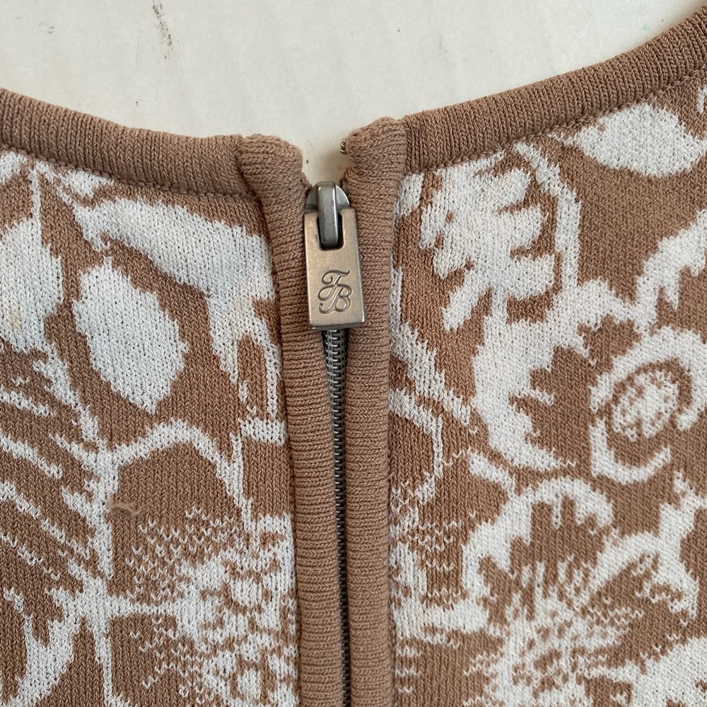 Tommy Bahama Knit Dress XL Brown White Floral Print Excellent Condition - Picture 3 of 8